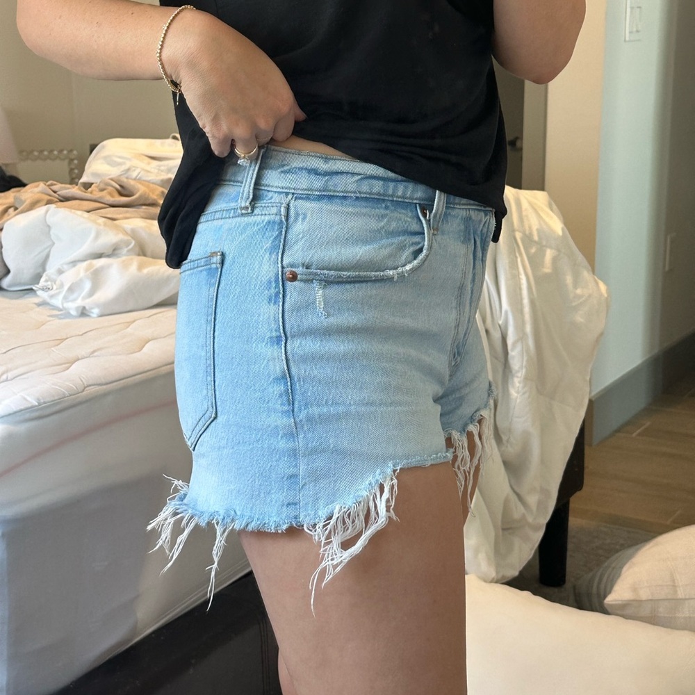 Abercrombie & Fitch Mom short in light denim - Picture 4 of 5